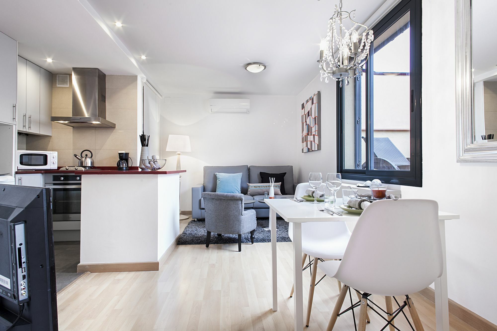 Rambla Attic Paris Apartment